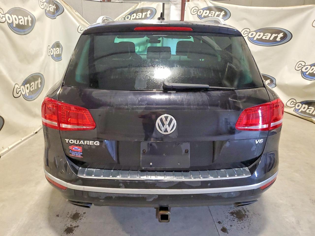 2017 Volkswagen Touareg Wolfsburg - Image 6