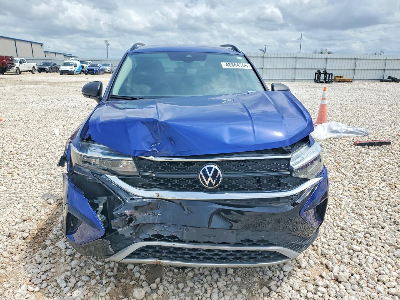 2023 Volkswagen Taos S - Image 5