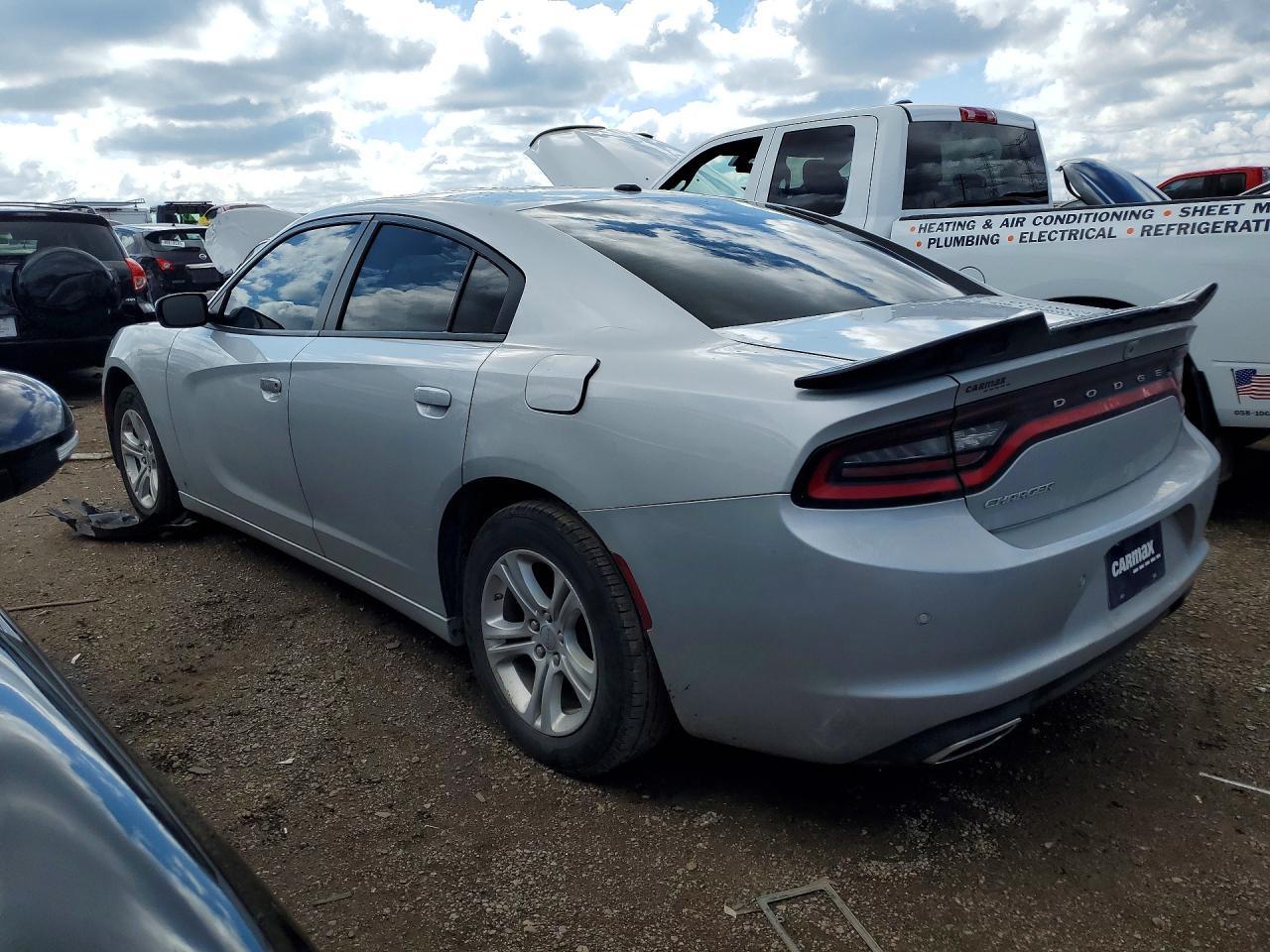 2022 Dodge Charger Sxt - Фото 2