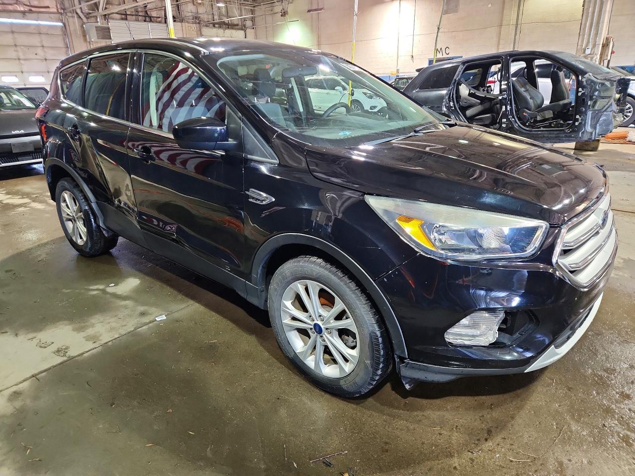 2019 Ford Escape Se - Фото 4