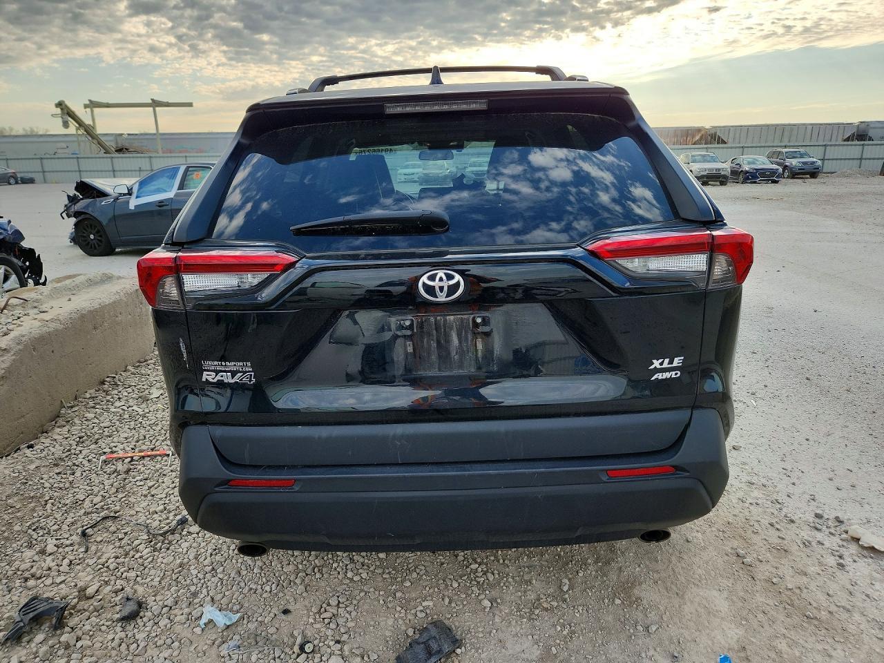 2021 Toyota Rav4 - Фото 6