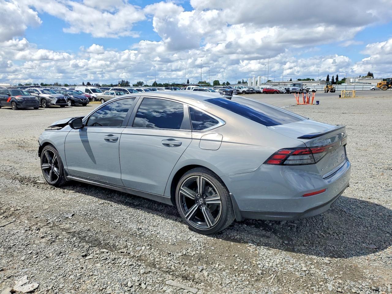 2024 Honda Accord Hybrid Sport - Image 2