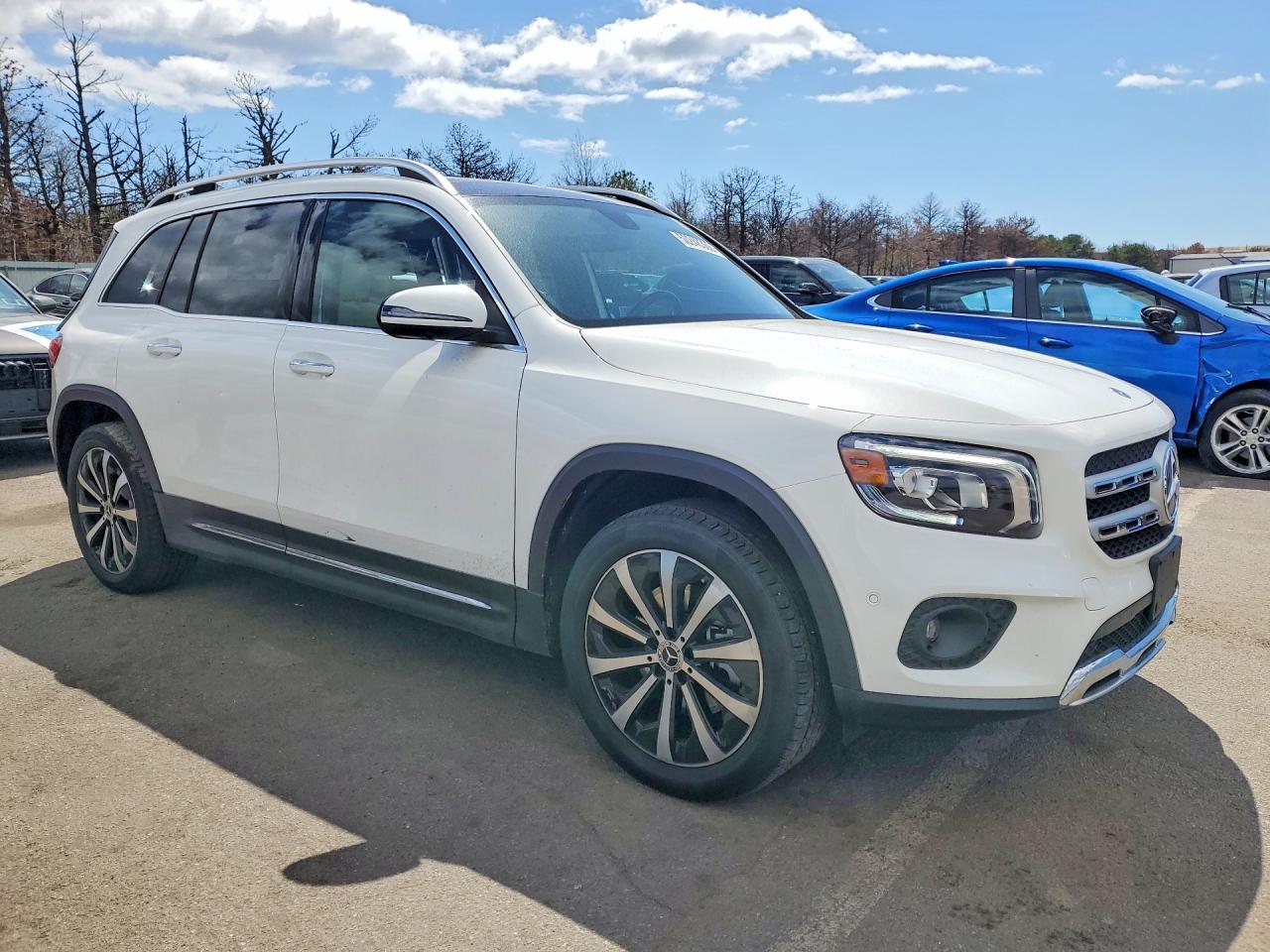 2023 Mercedes-Benz Glb 250 4Matic - Image 4