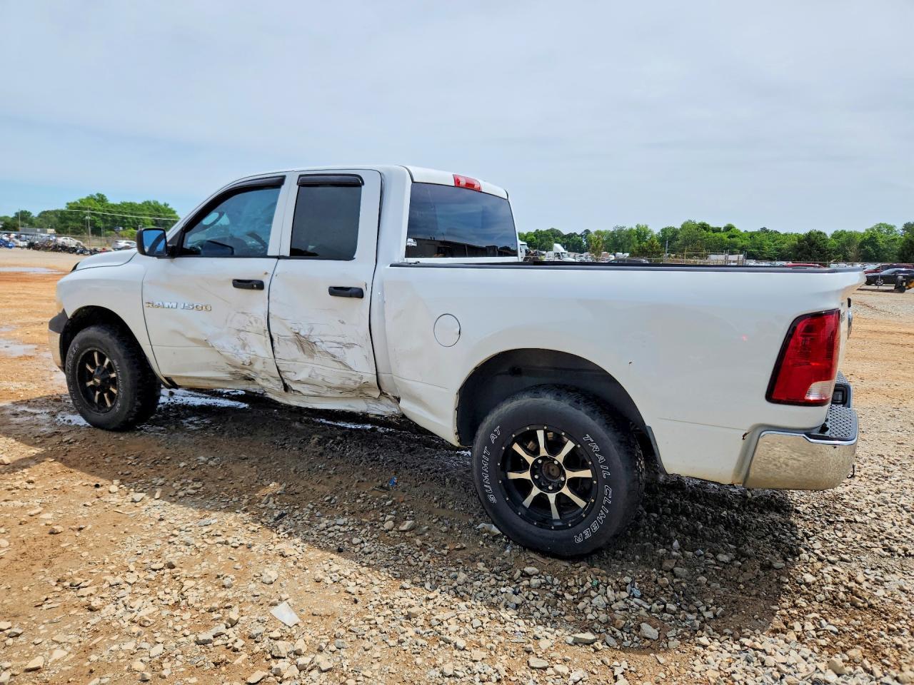 2011 Dodge Ram 1500 - Image 2