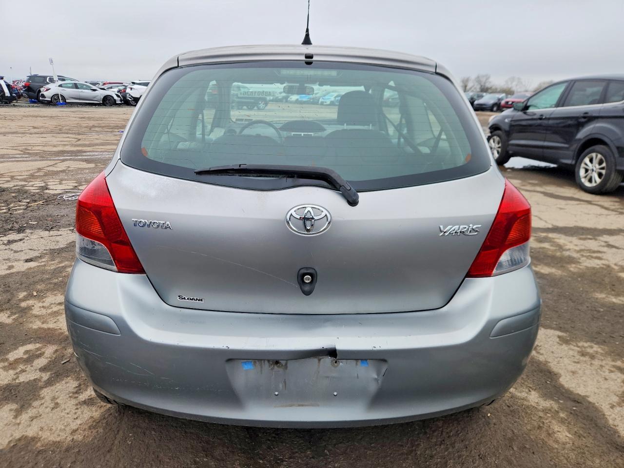 2010 Toyota Yaris Base - Image 6