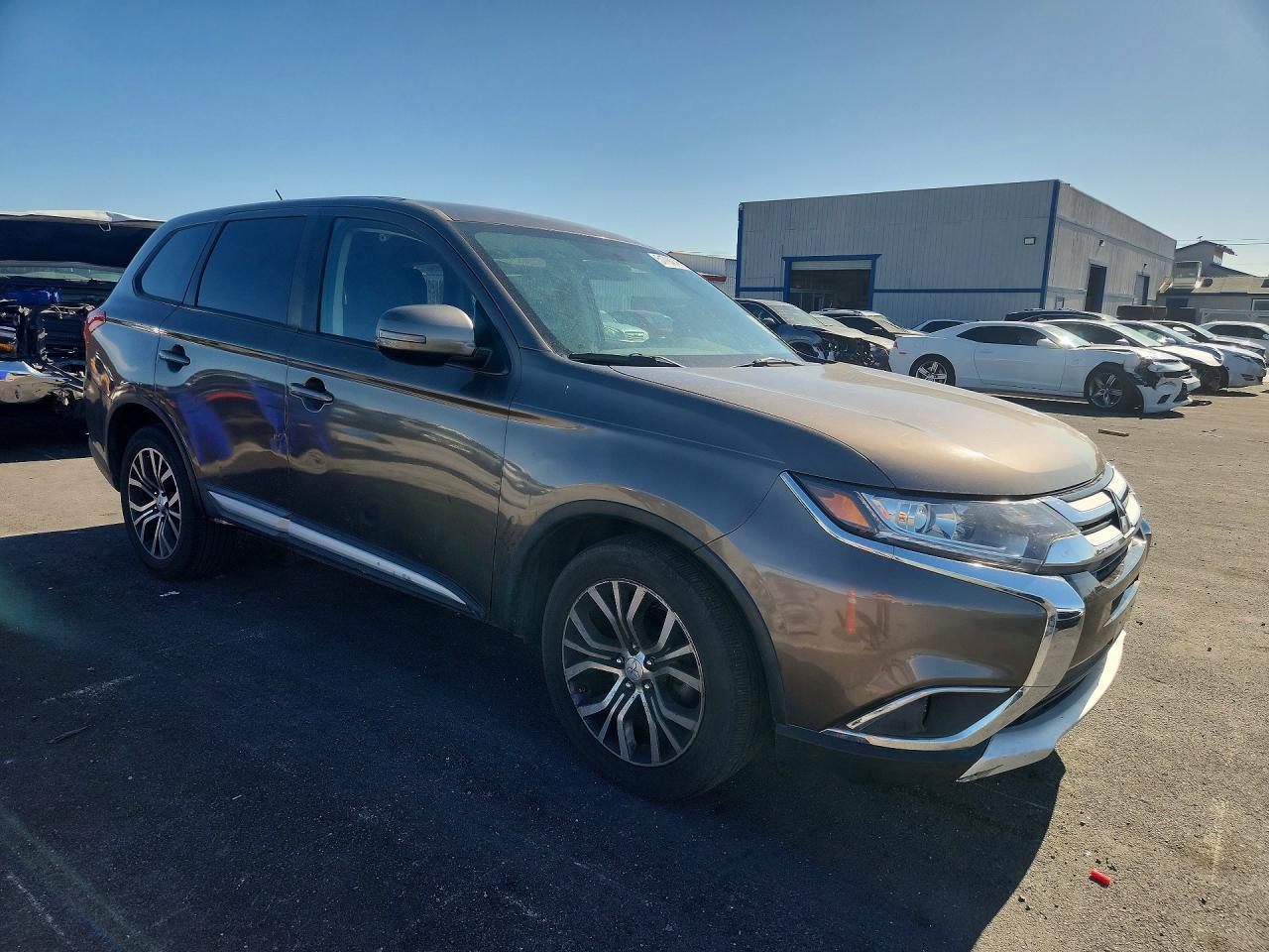 2016 Mitsubishi Outlander Se - Фото 4