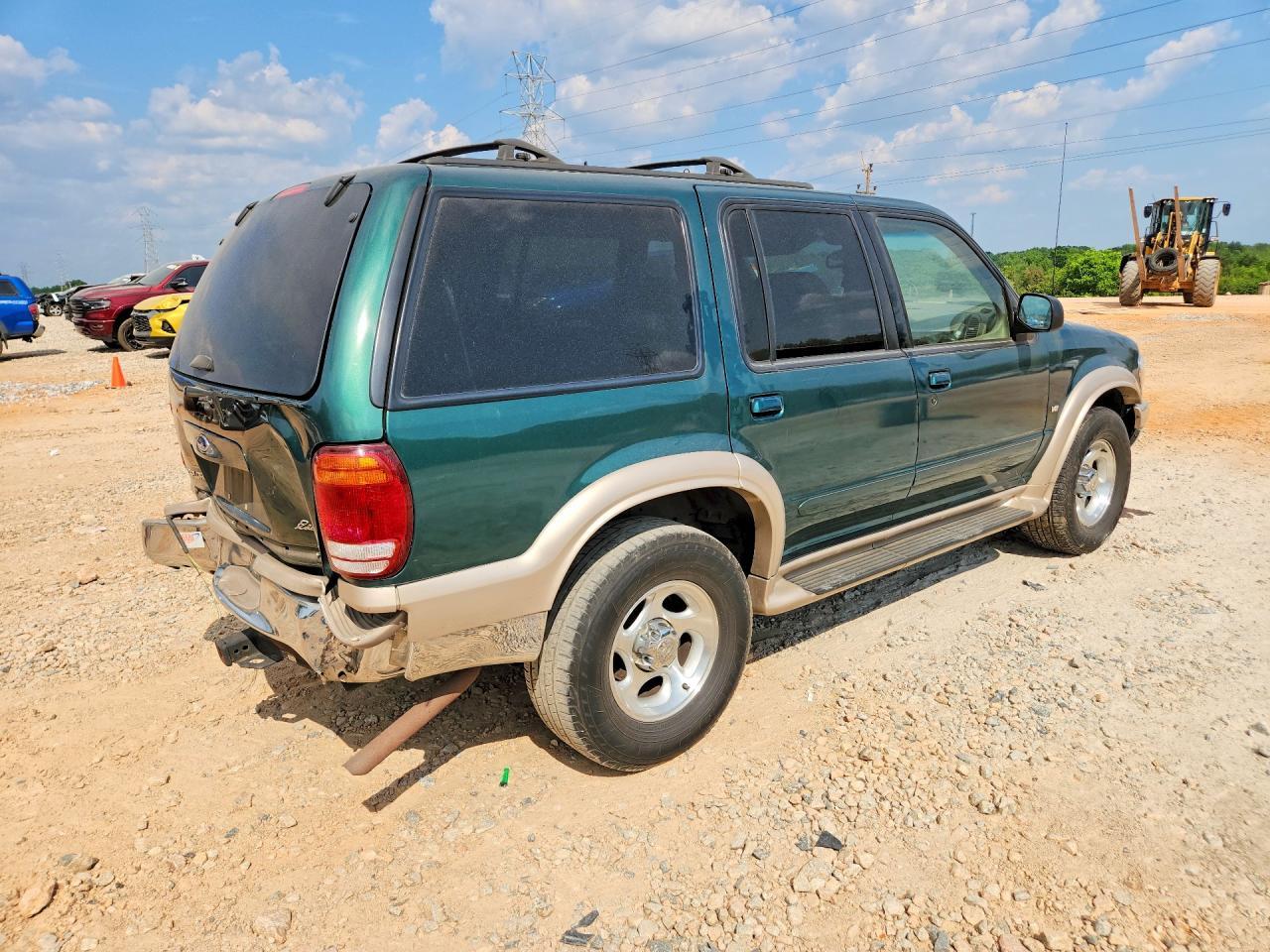 2001 Ford Explorer Eddie Bauer - Фото 3