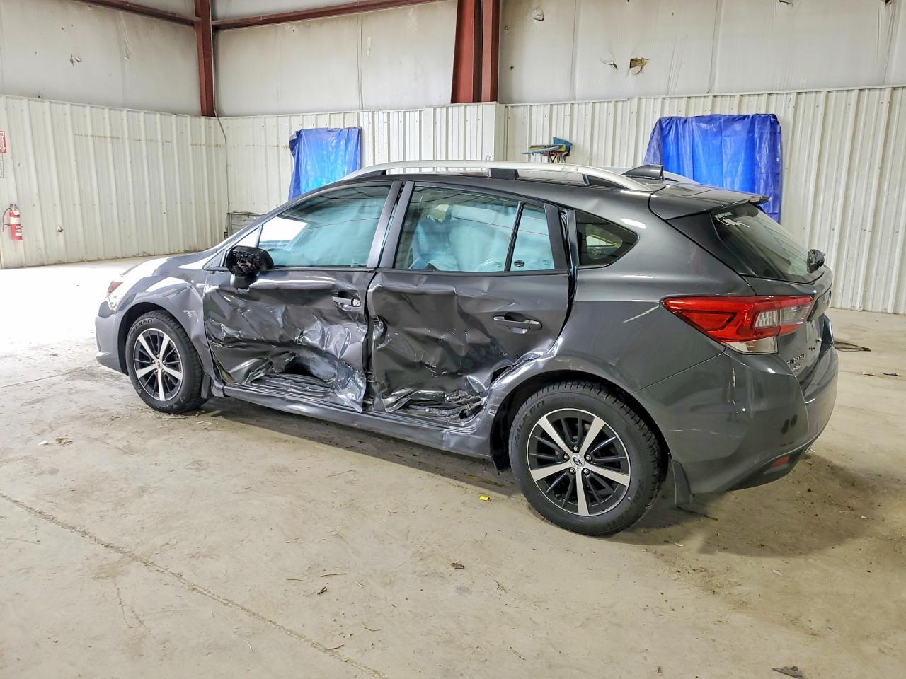 2020 Subaru Impreza Premium - Image 2