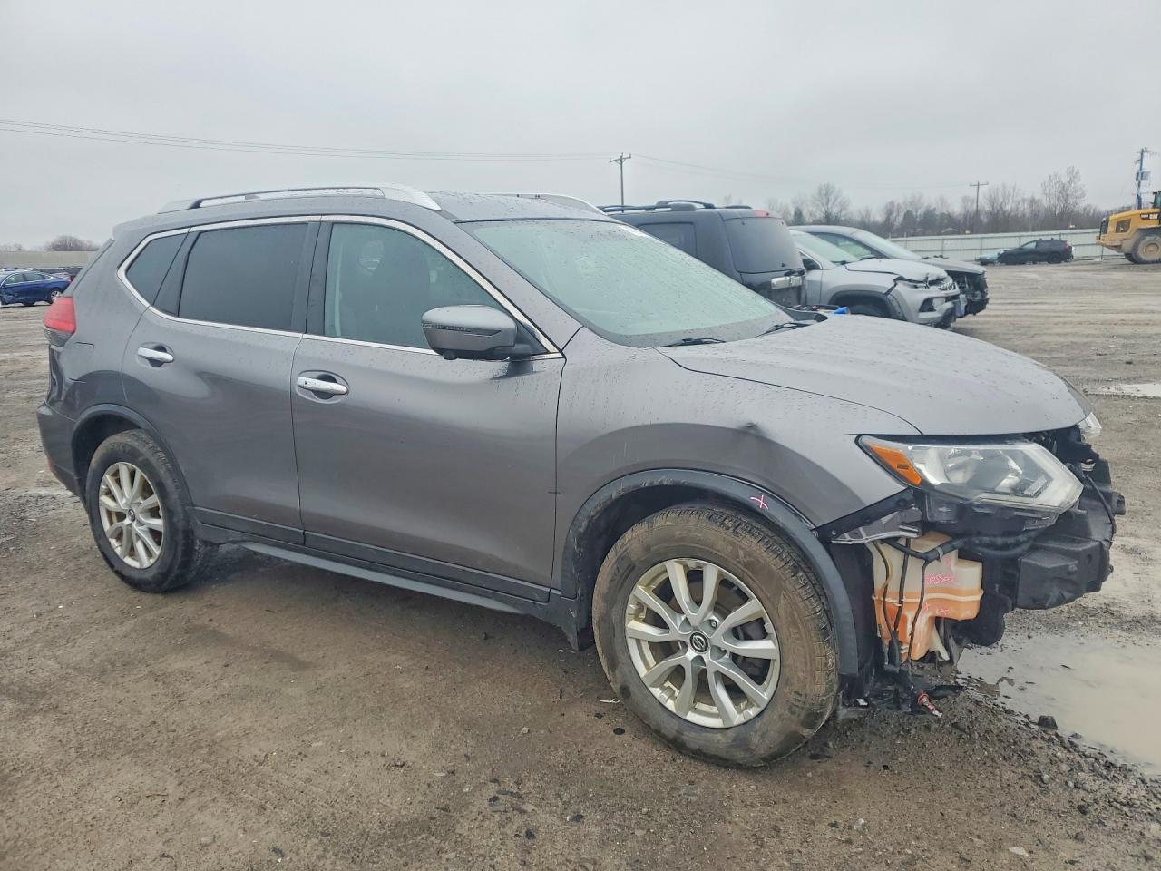 2017 Nissan Rogue Sv - Image 4