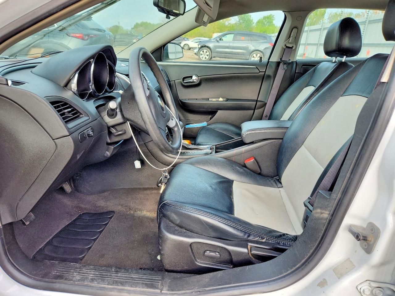 2009 Chevrolet Malibu 1Lt - Image 7