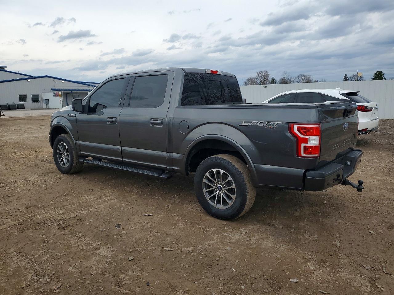 2019 Ford F150 Supercrew - Фото 2