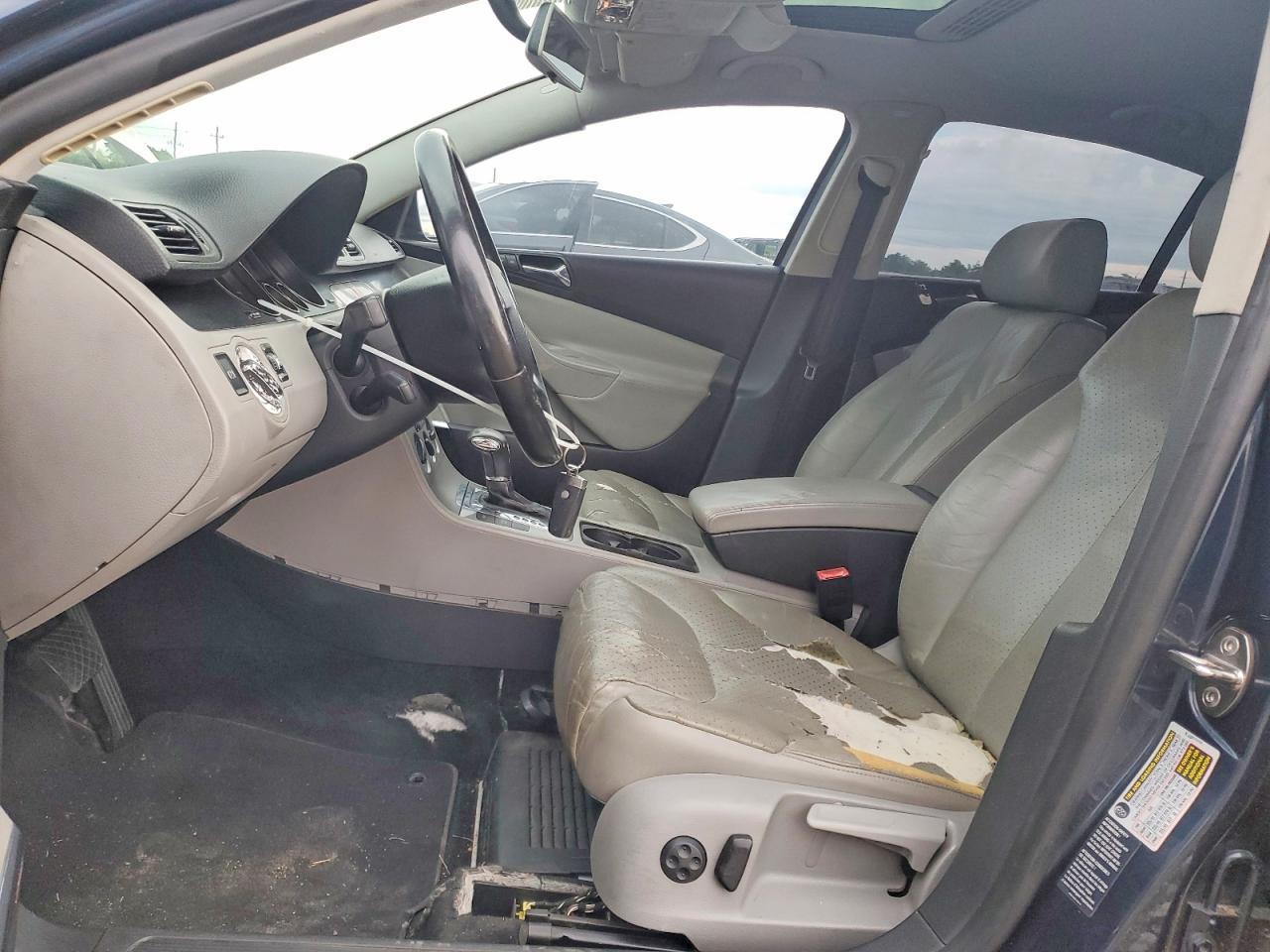 2006 Volkswagen Passat 2.0T Luxury - Фото 7