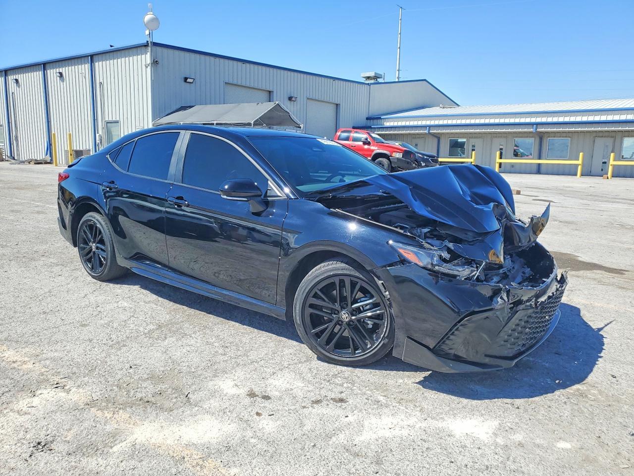 2025 Toyota Camry Se - Фото 4