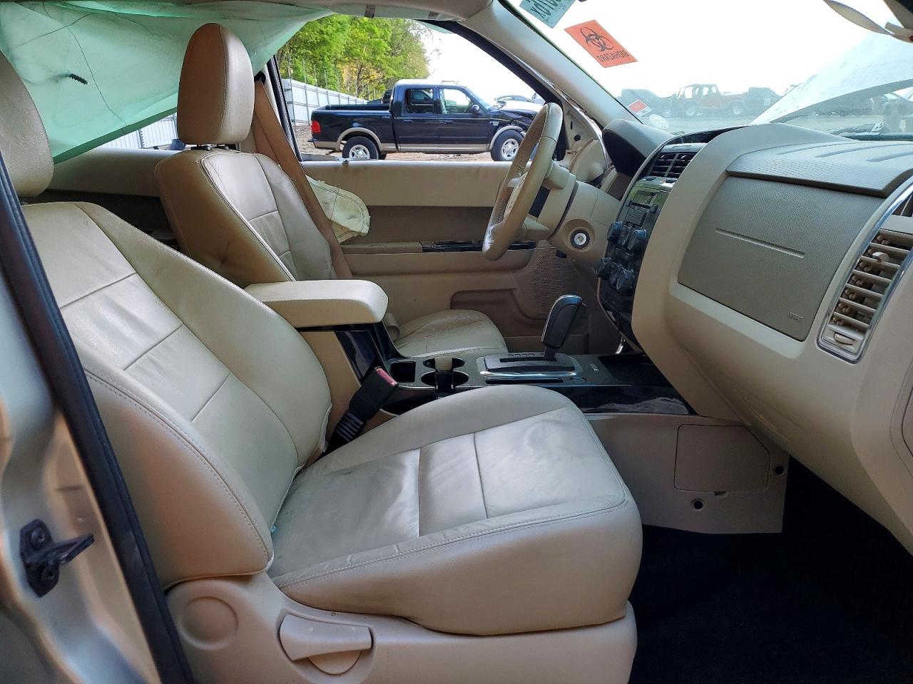 2012 Ford Escape Limited - Фото 7