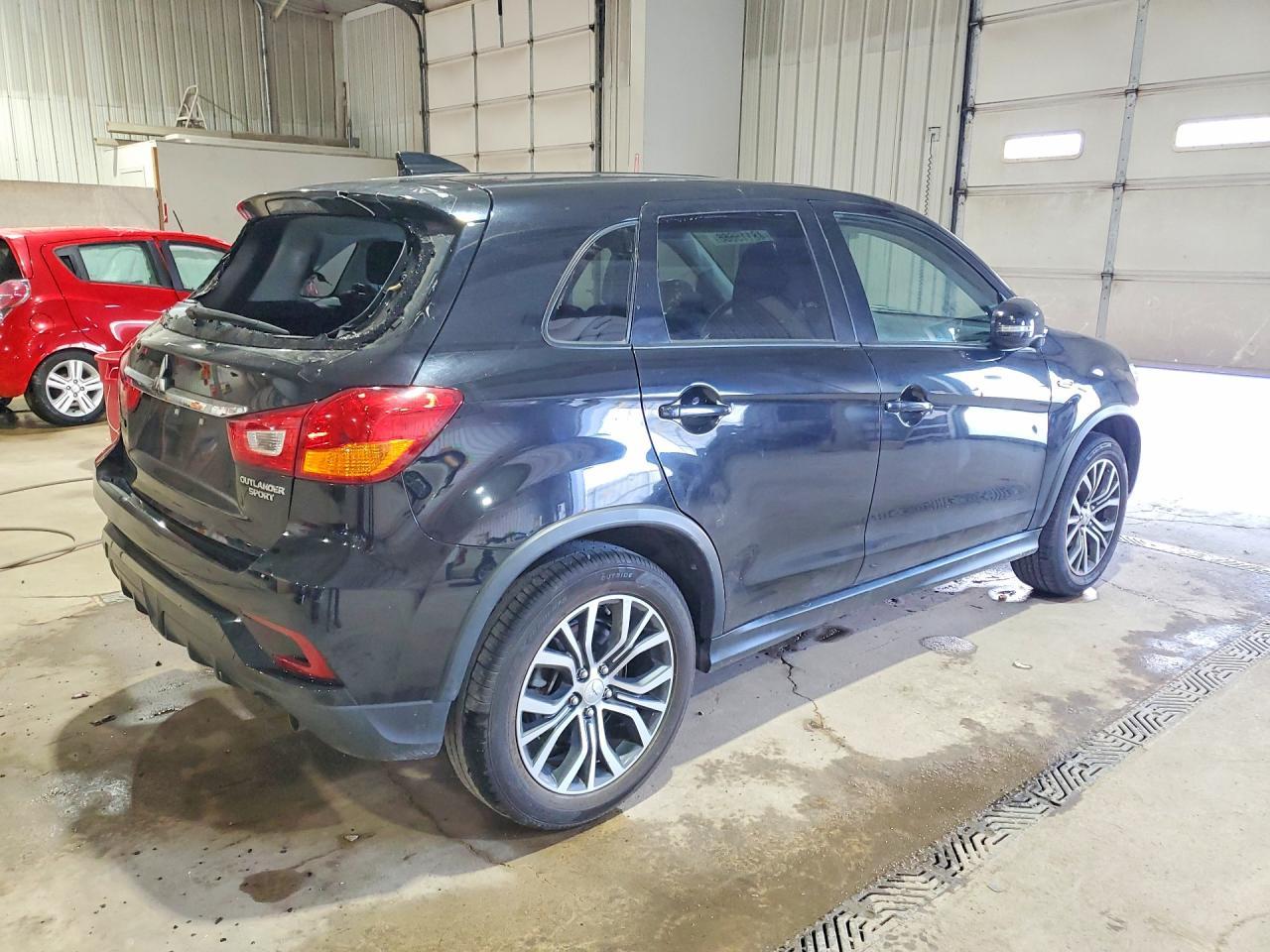 2019 Mitsubishi Outlander Sport Es - Image 3