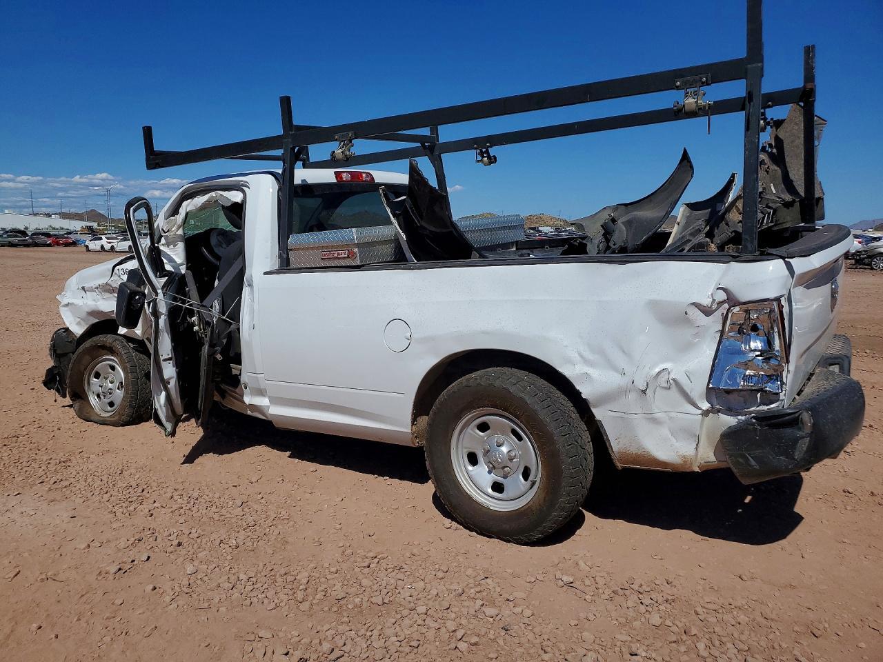 2022 Ram 1500 Tradesman - Фото 2