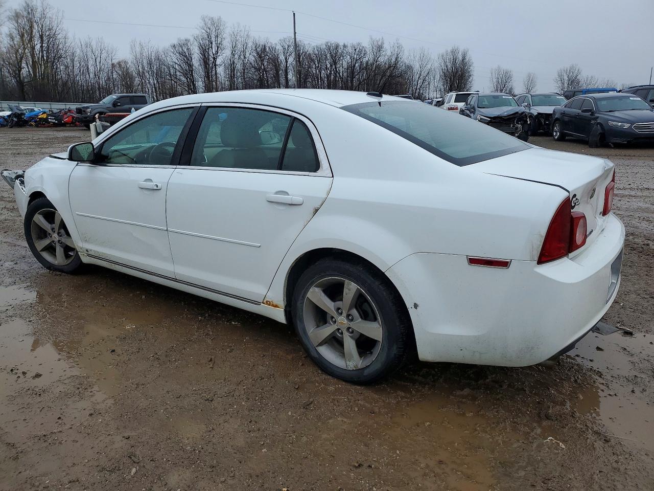 2009 Chevrolet Malibu 2Lt - Image 2