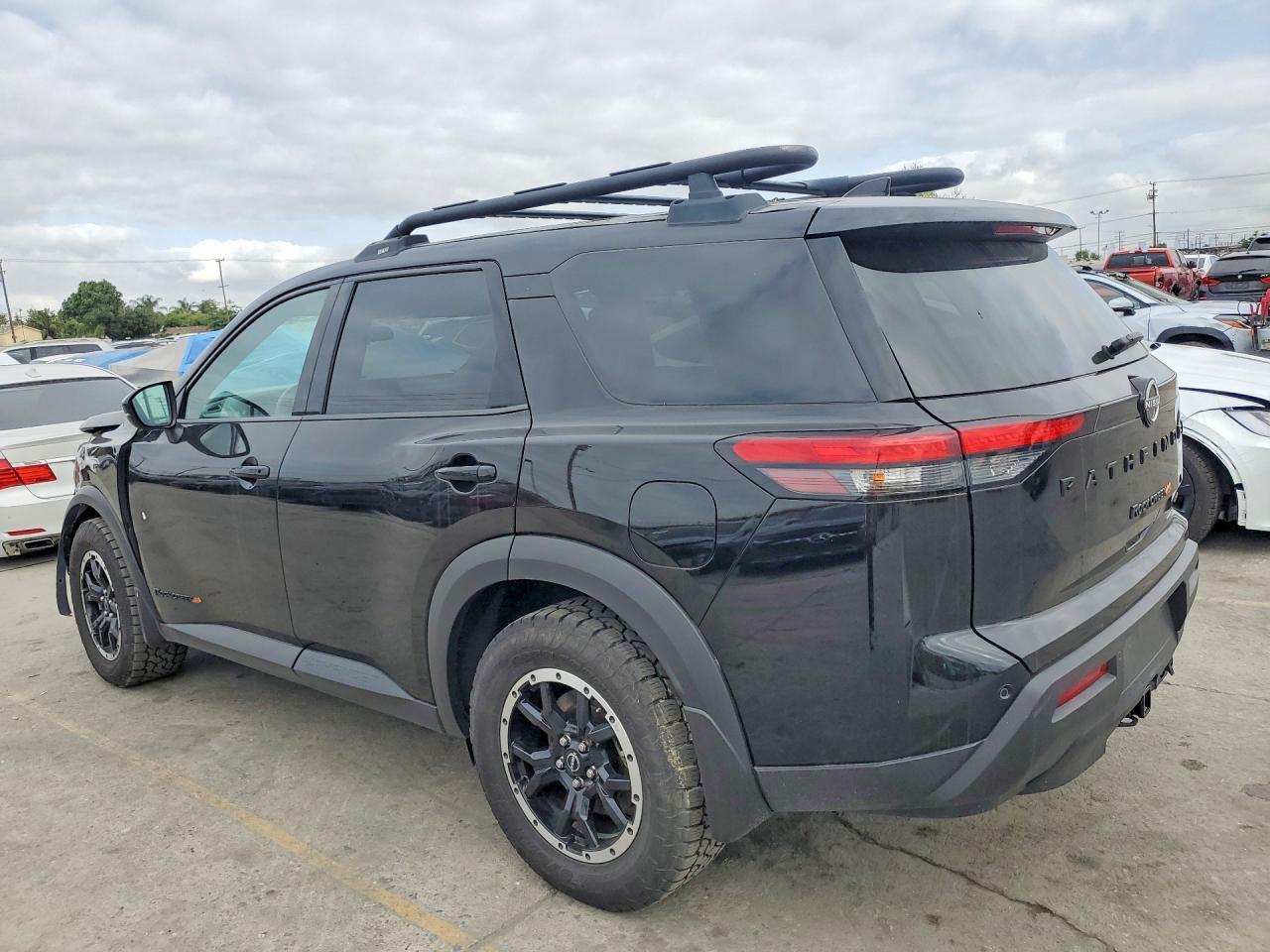 2024 Nissan Pathfinder Rock Creek - Image 2