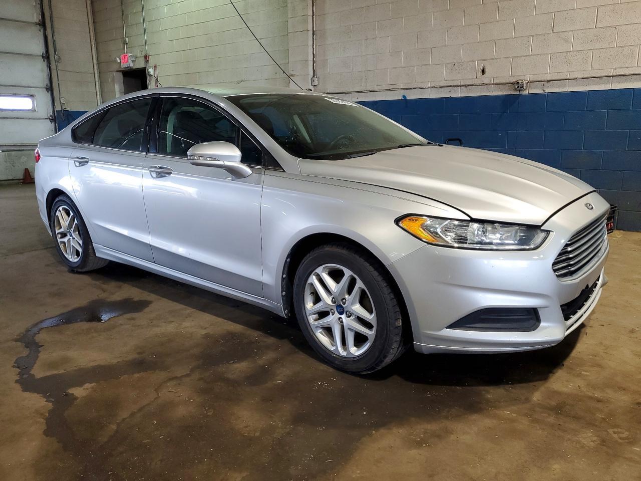 2013 Ford Fusion Se - Фото 4