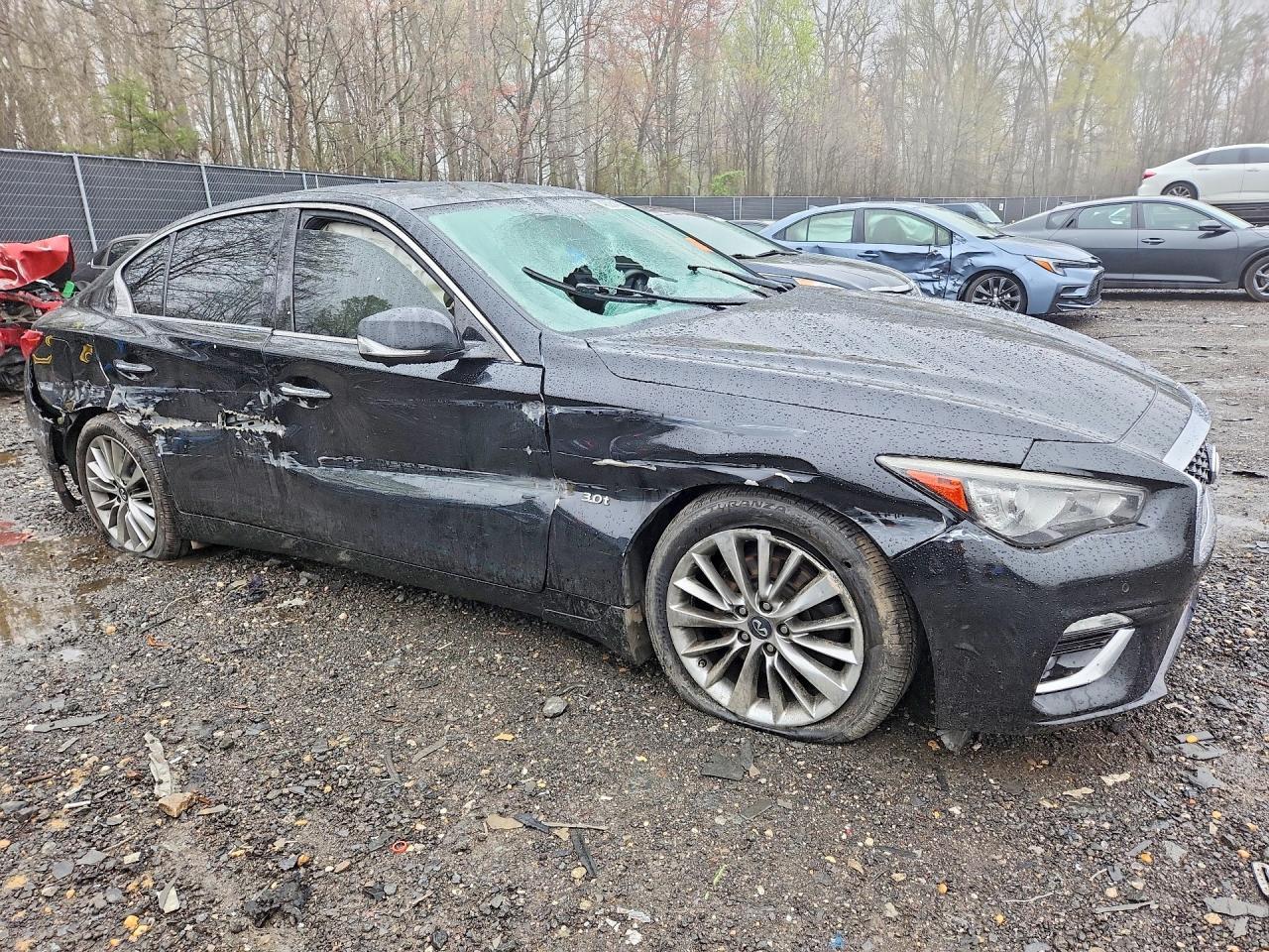 2018 Infiniti Q50 3.0T Luxe - Фото 4