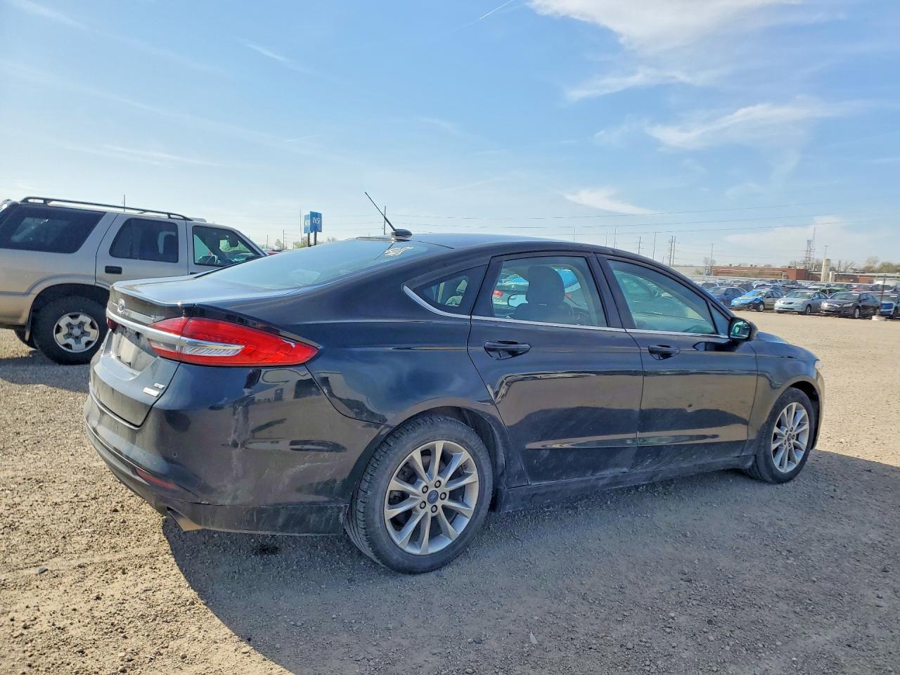 2017 Ford Fusion Se - Фото 3