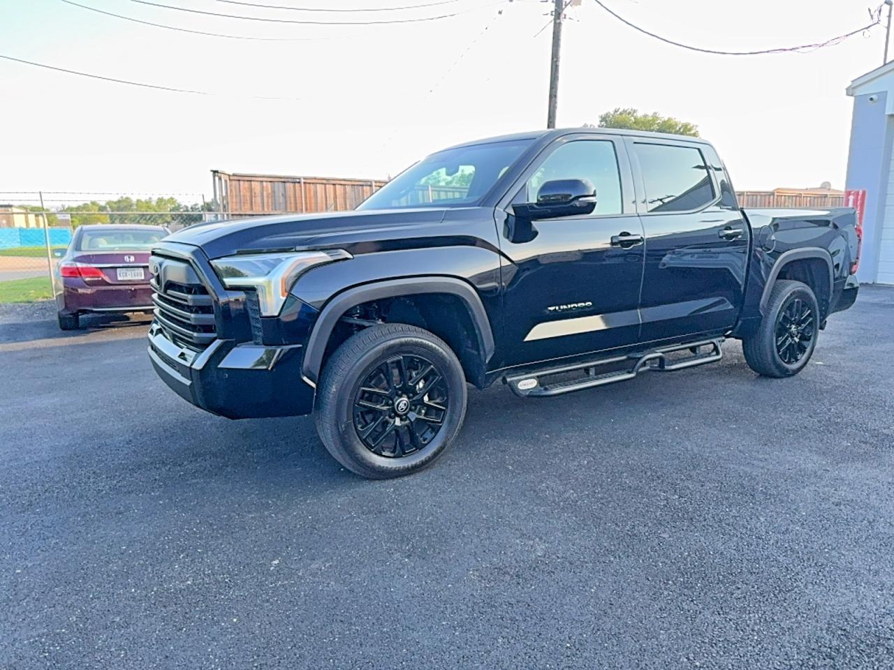 2025 Toyota Tundra Limited - Фото 2