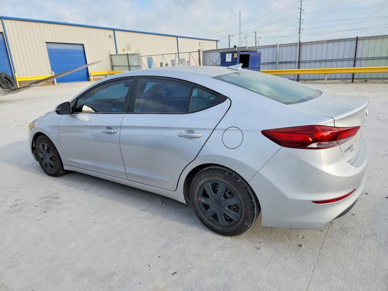 2017 Hyundai Elantra Se - Image 2