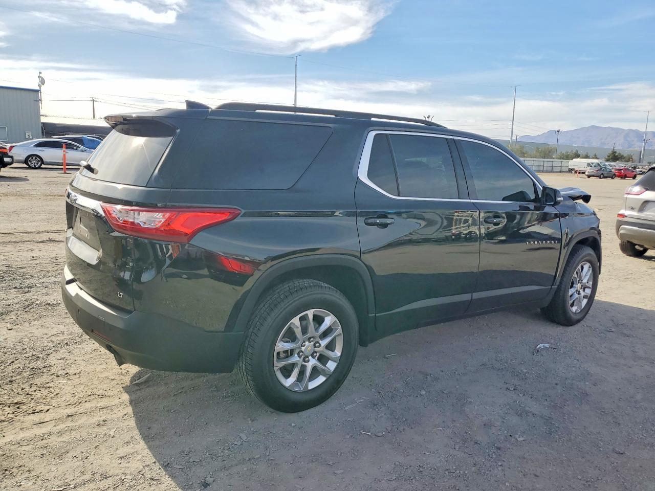 2020 Chevrolet Traverse Lt - Фото 3