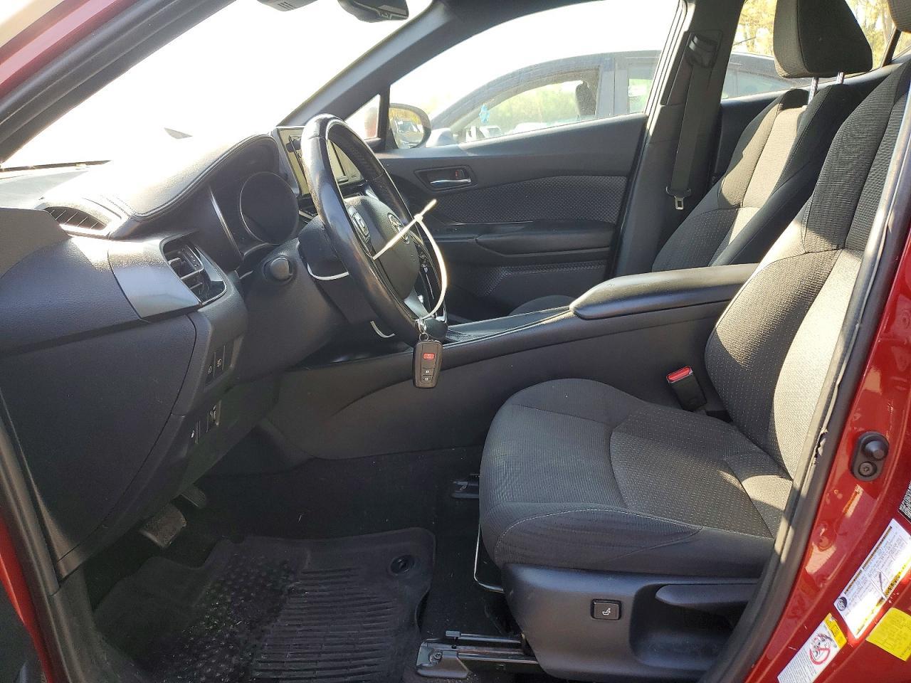 2018 Toyota C-Hr Xle Premium - Фото 7