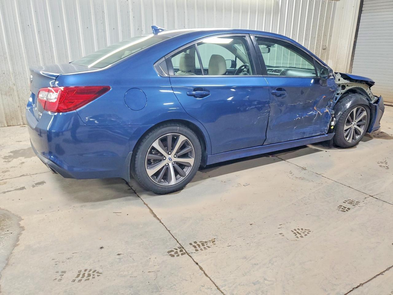2019 Subaru Legacy 3.6R Limited - Image 3