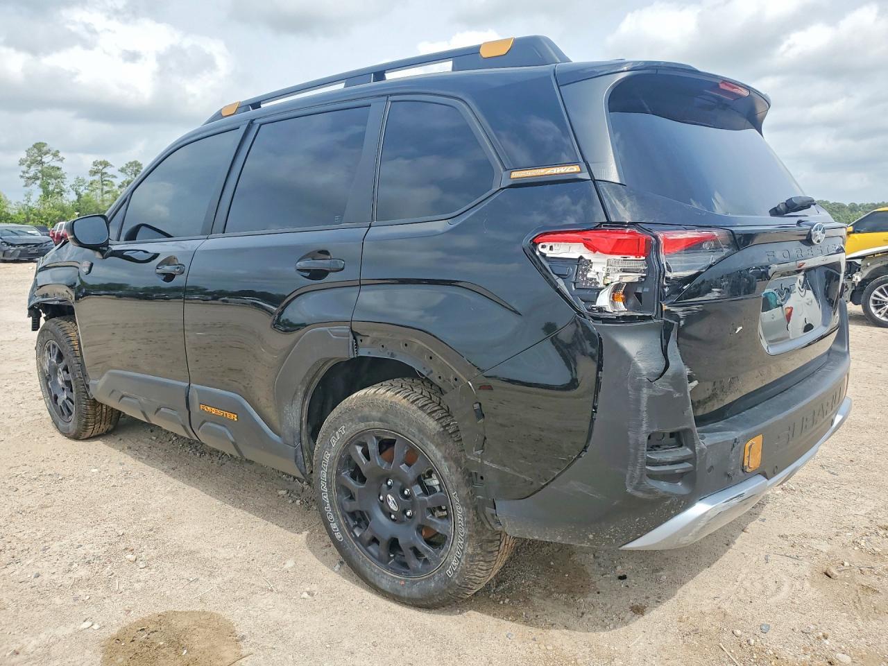 2026 Subaru Forester Wilderness - Фото 2