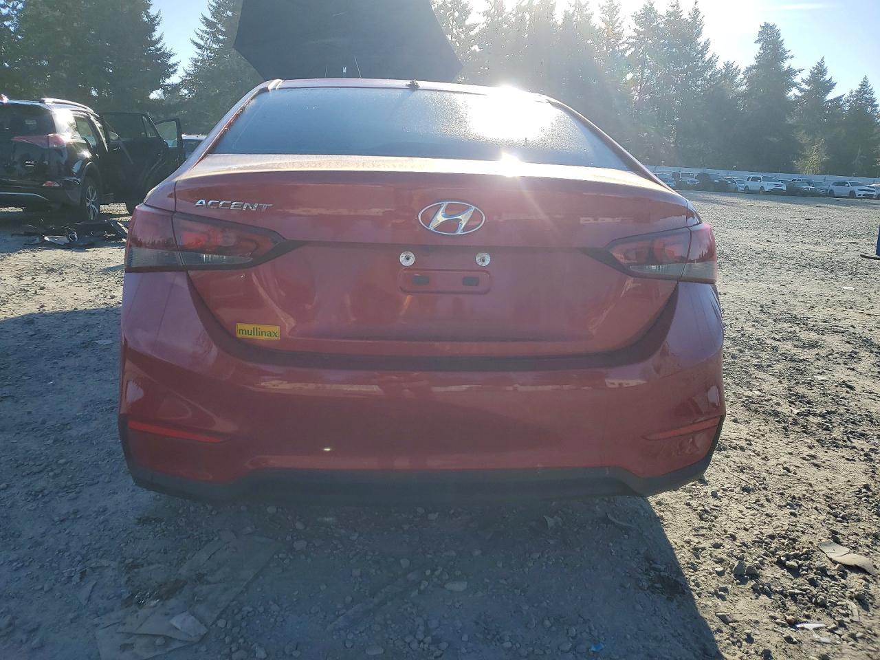 2021 Hyundai Accent Se - Фото 6
