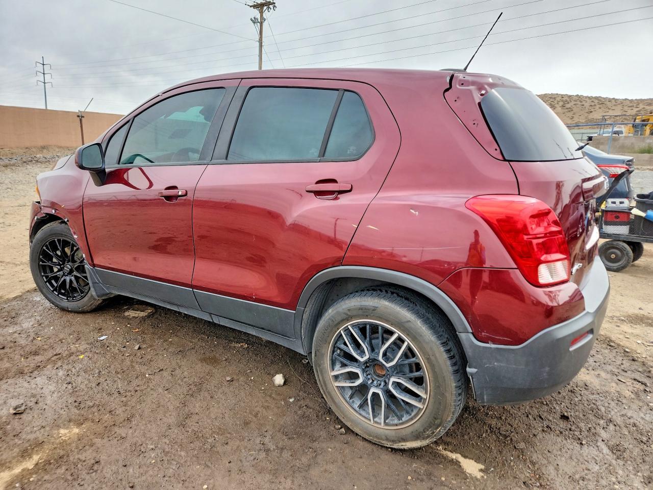 2016 Chevrolet Trax Ls - Image 2