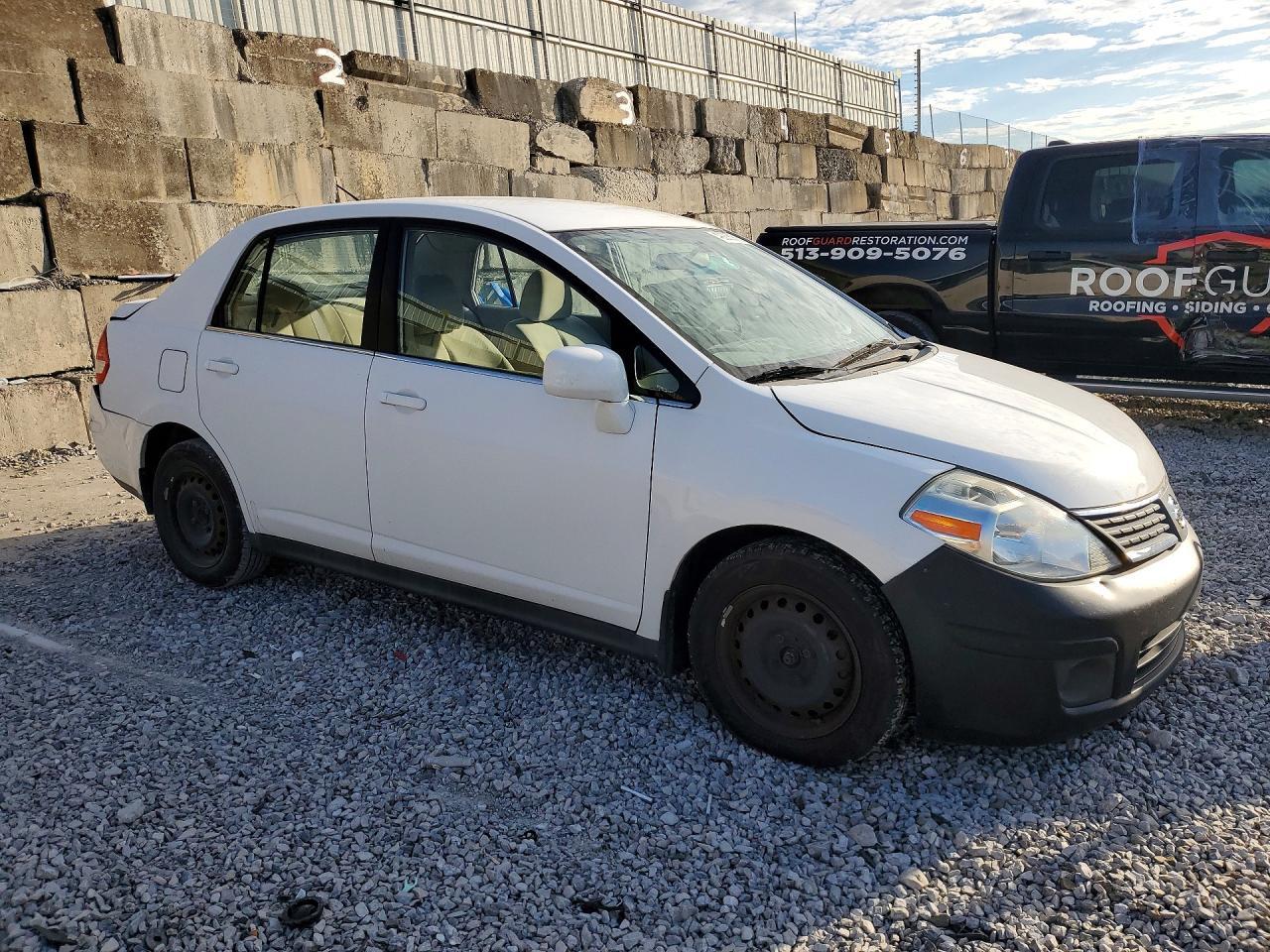 2007 Nissan Versa 1.8 S - Фото 4