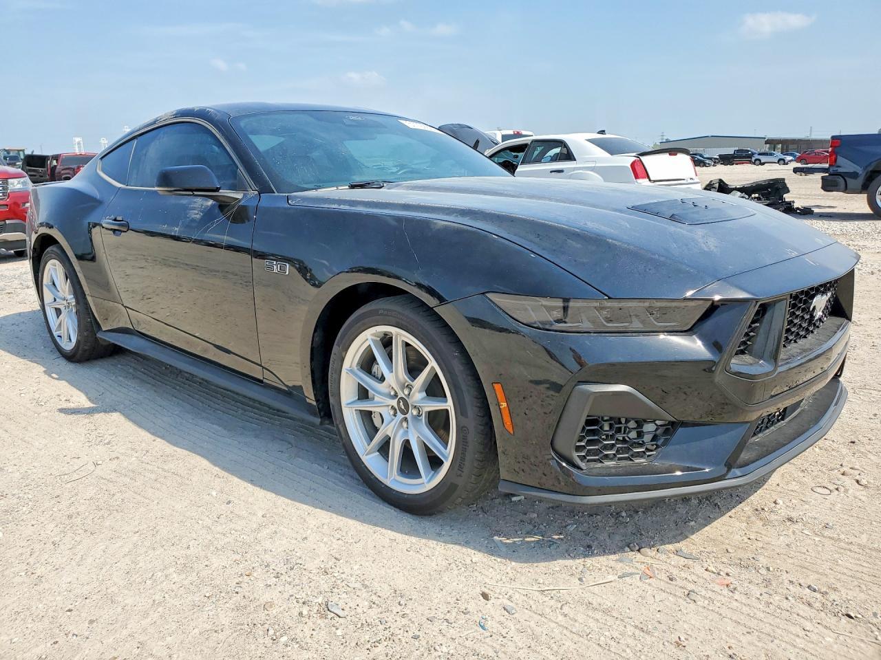 2025 Ford Mustang Gt - Фото 4