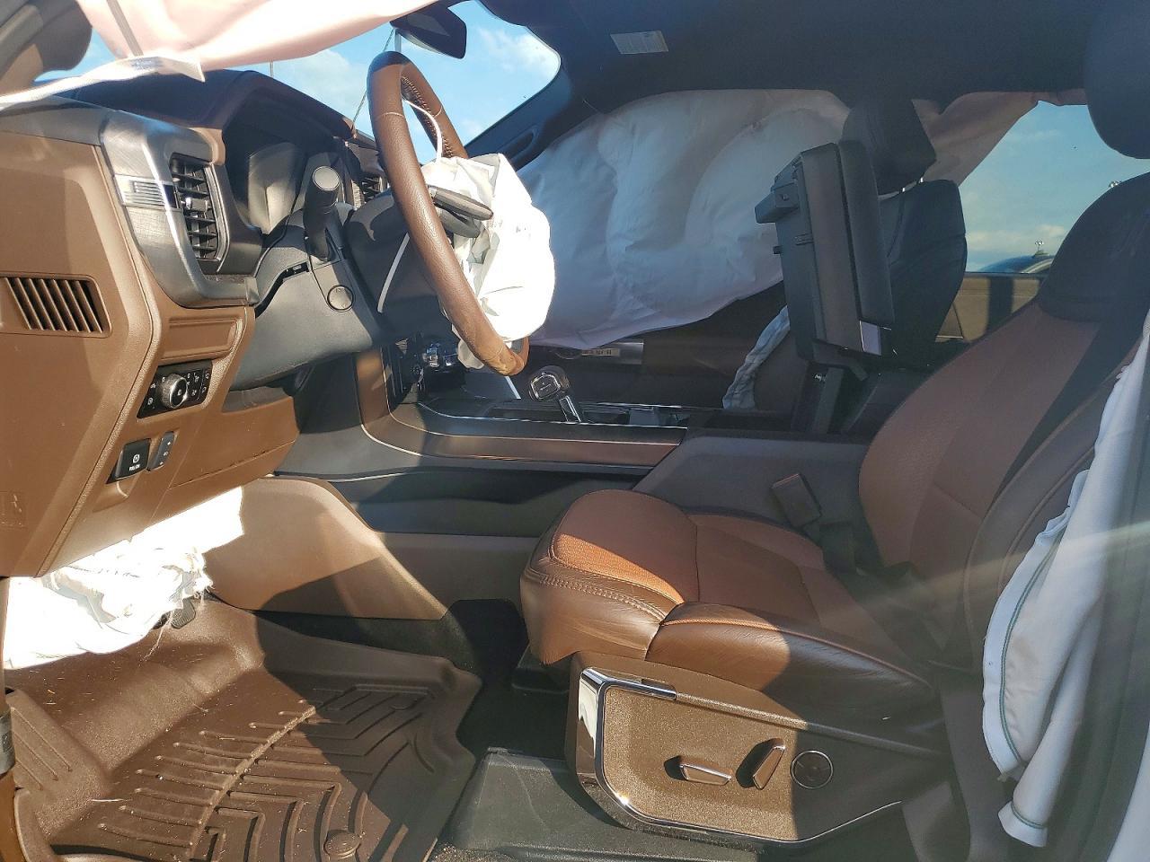 2025 Ford F150 King Ranch - Фото 7
