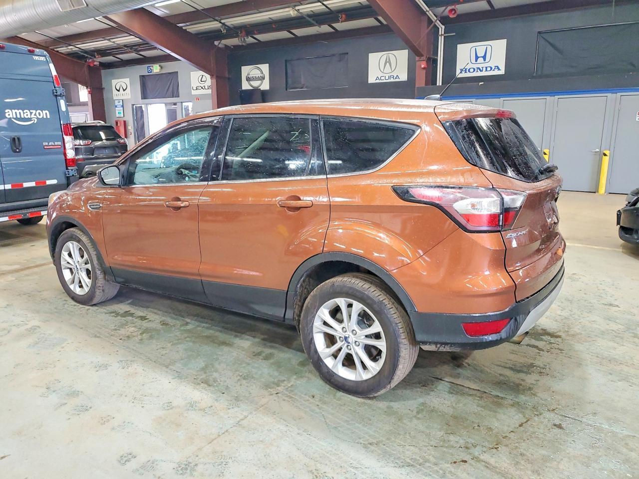 2017 Ford Escape Se - Image 2
