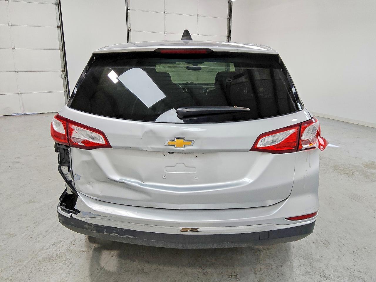 2019 Chevrolet Equinox Ls - Image 6
