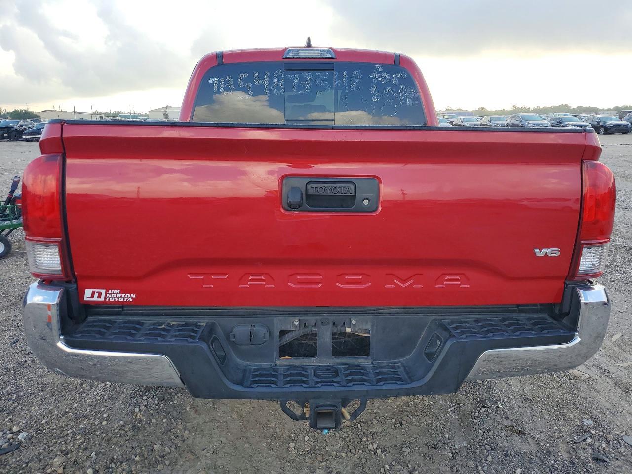 2019 Toyota Tacoma Sr5 V6 - Image 6