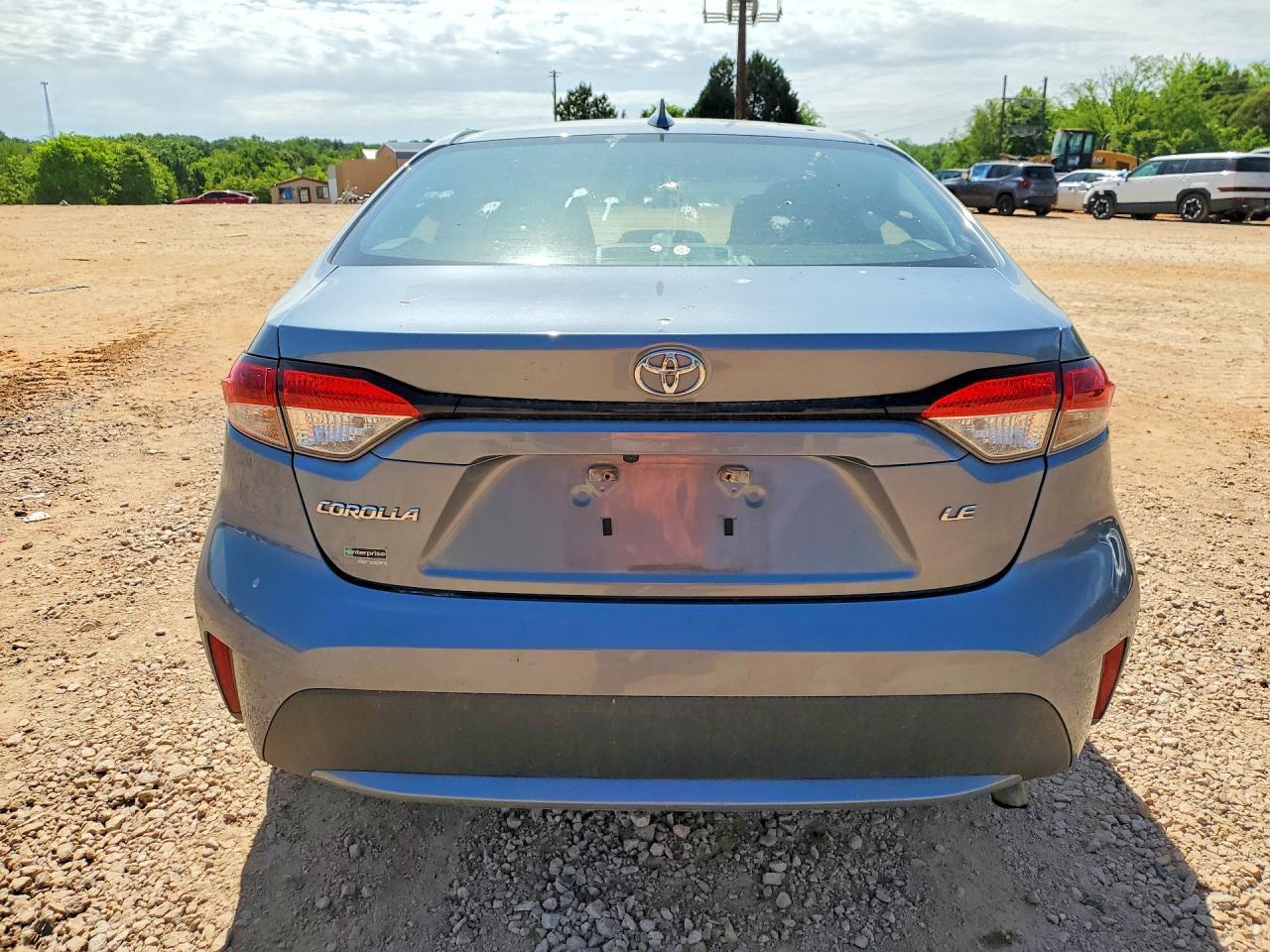 2022 Toyota Corolla Le - Image 6