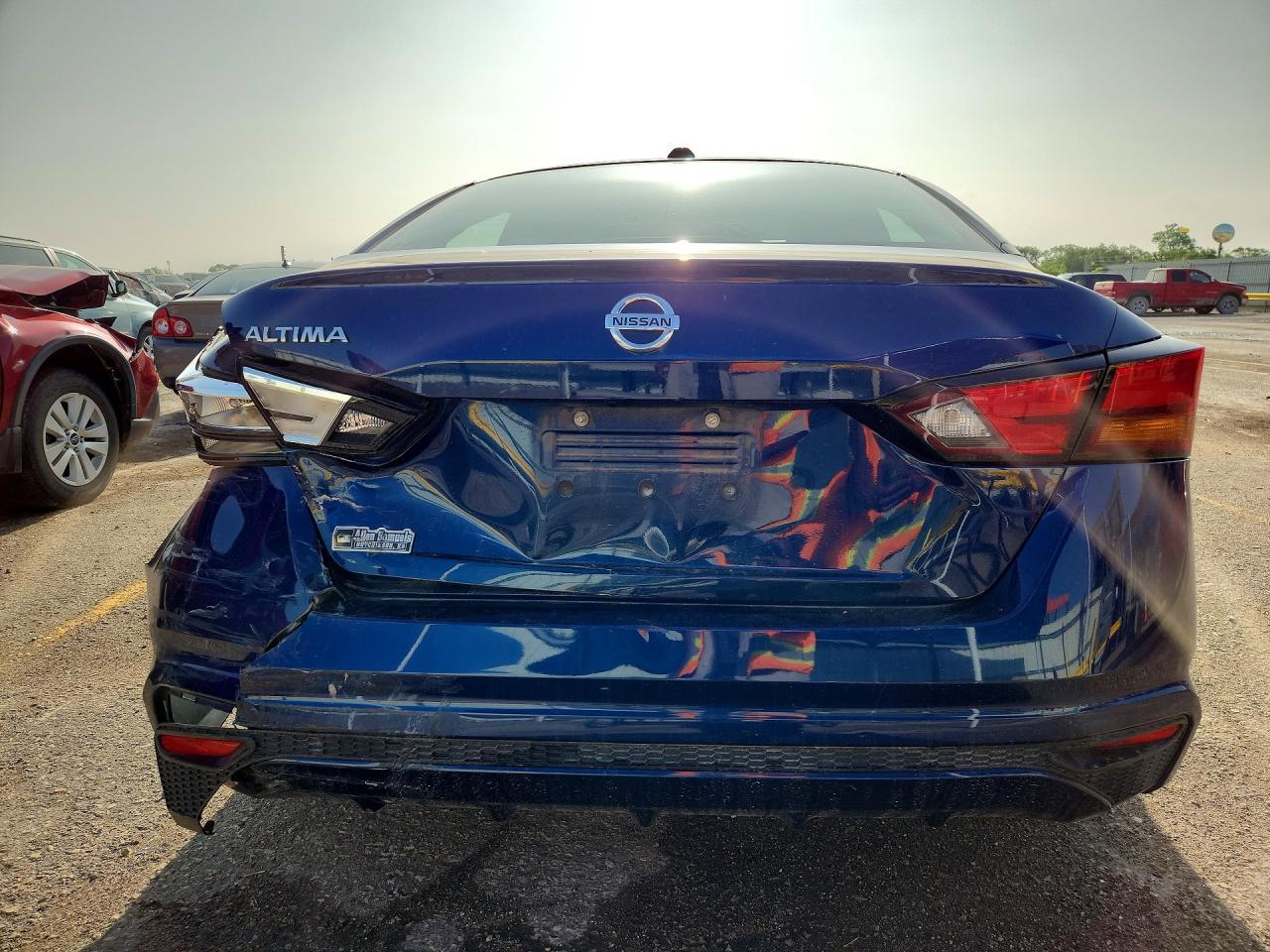 2020 Nissan Altima S - Фото 6