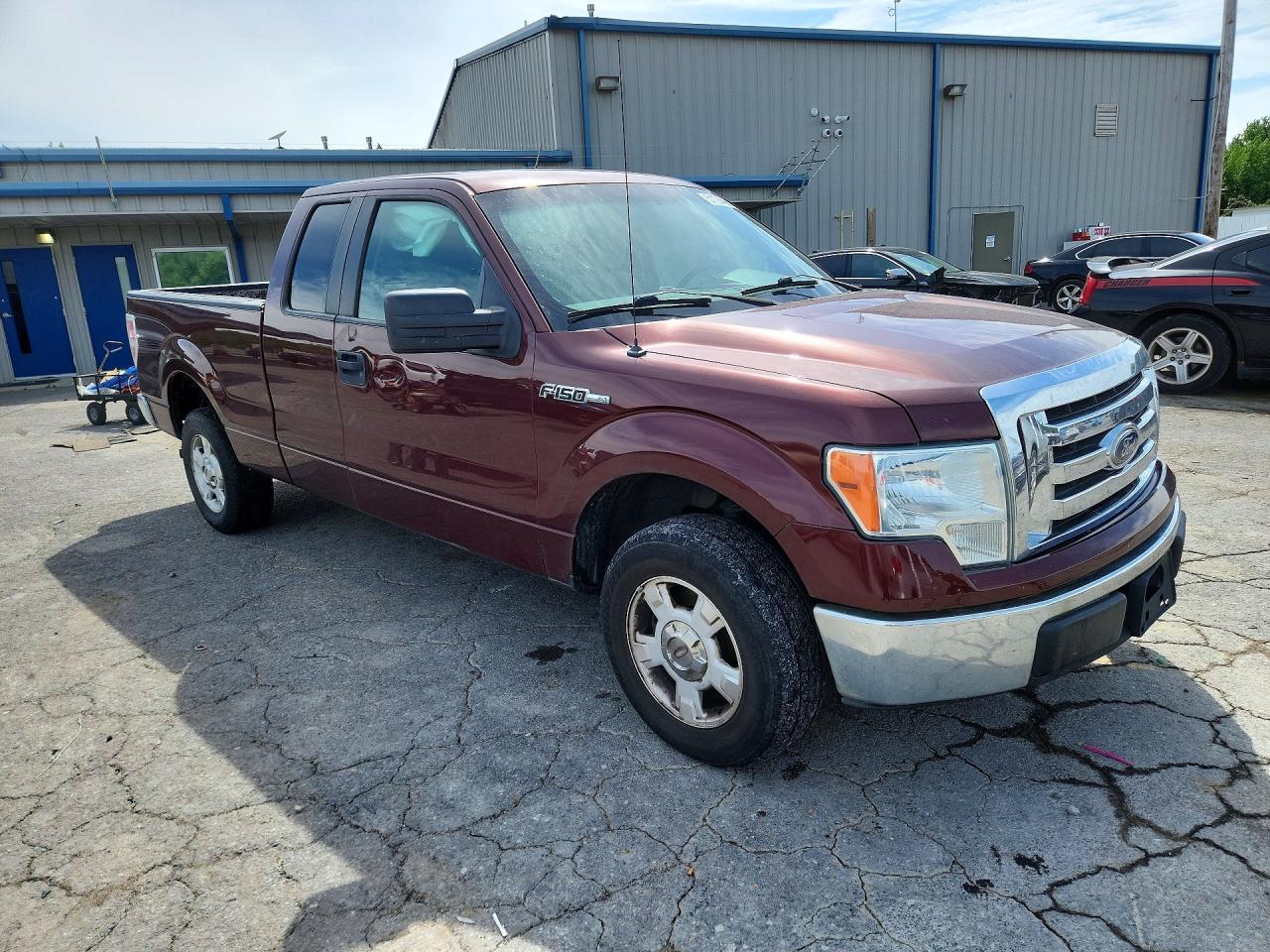2010 Ford F150 Super Cab - Image 4