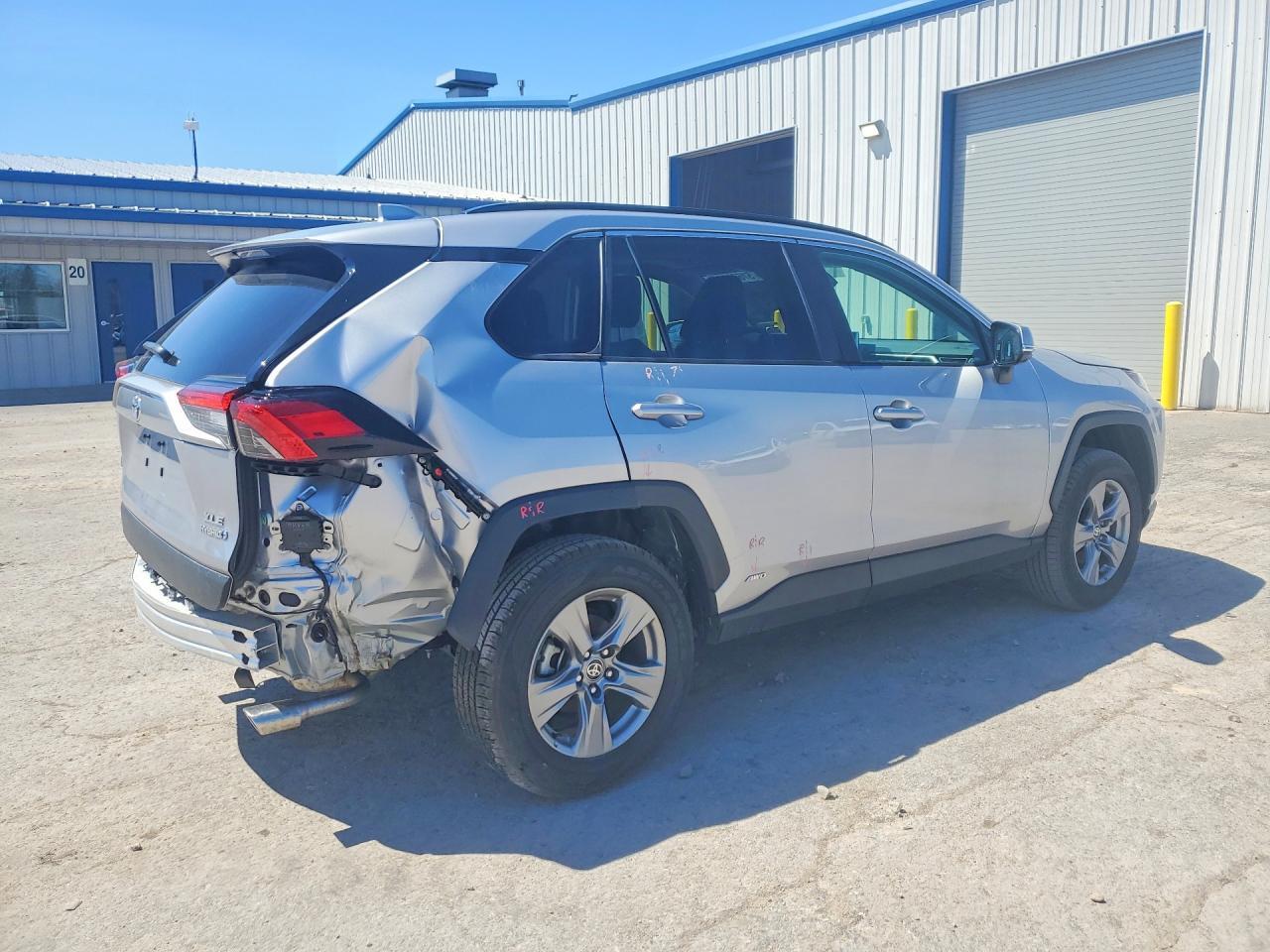 2024 Toyota Rav4 Hybrid Xle - Фото 3