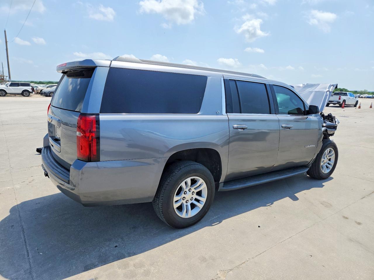 2020 Chevrolet Suburban C1500 Lt - Фото 3