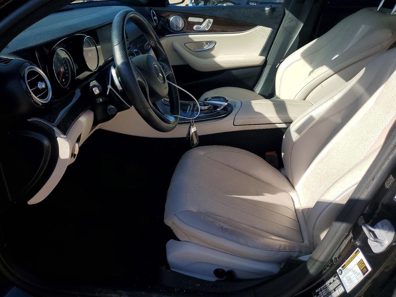 2017 Mercedes-Benz E 300 4Matic - Фото 7