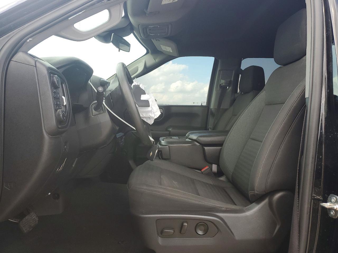 2023 Chevrolet Silverado K1500 Custom - Image 7