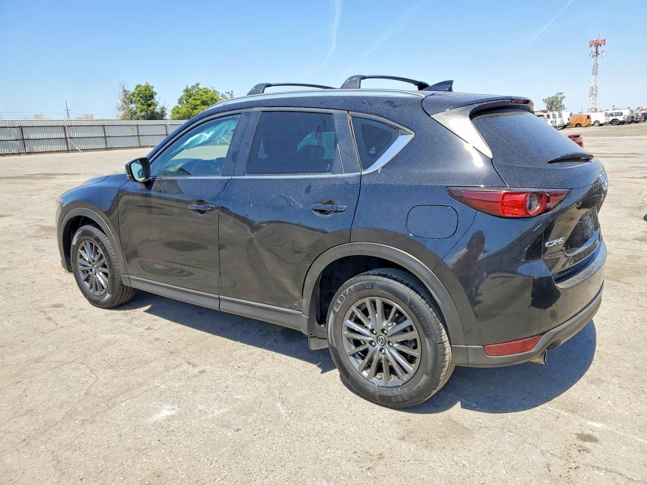 2019 Mazda Cx-5 Sport - Image 2