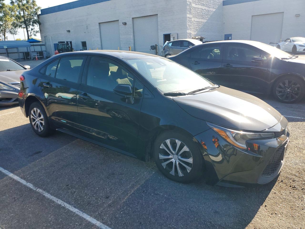 2022 Toyota Corolla Le - Фото 4