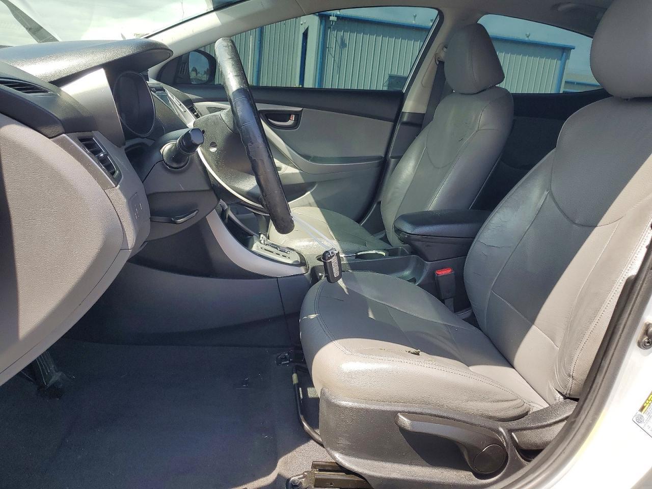 2012 Hyundai Elantra Limited - Фото 7