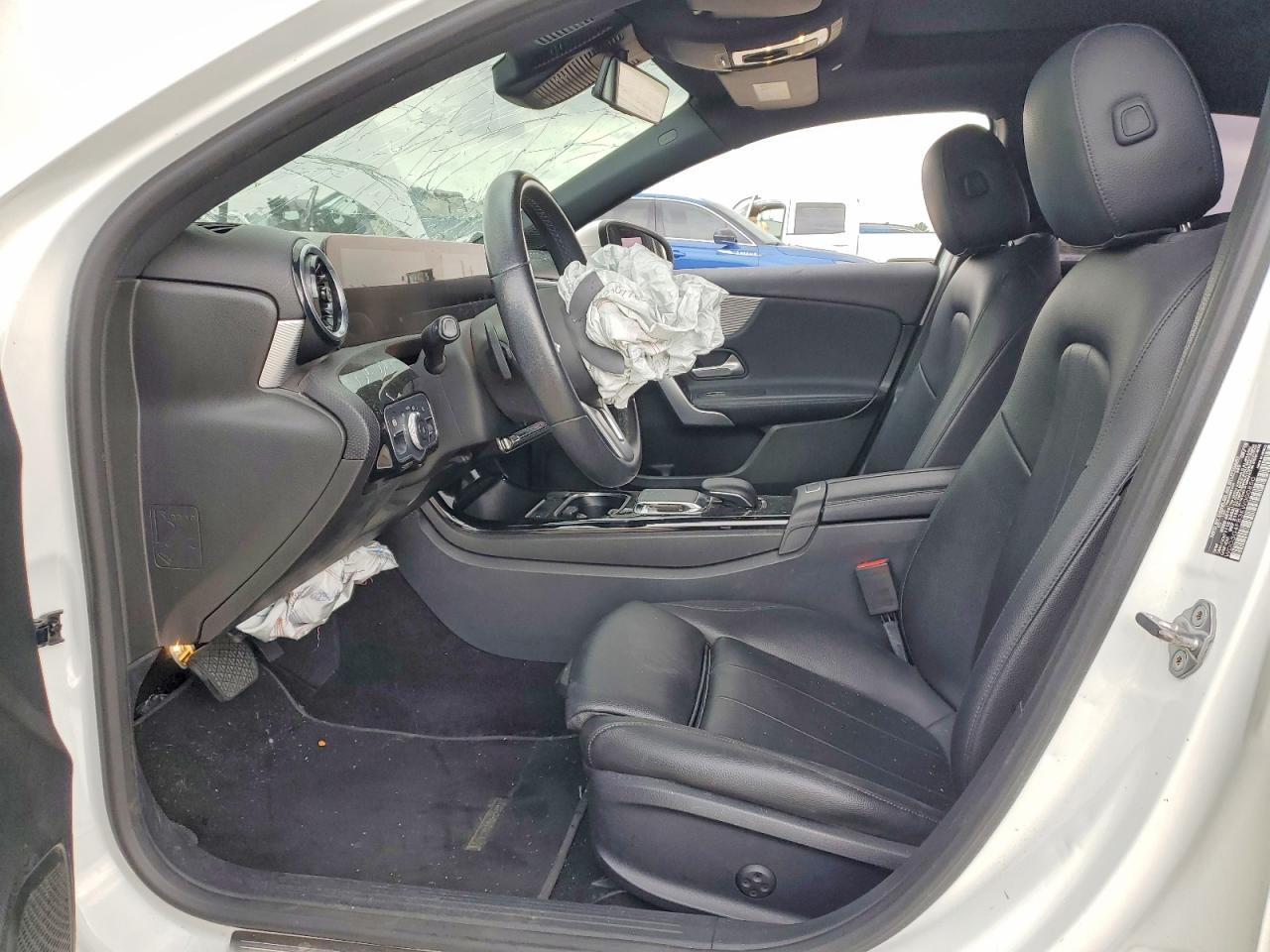2019 Mercedes-Benz A 220 4Matic - Фото 7